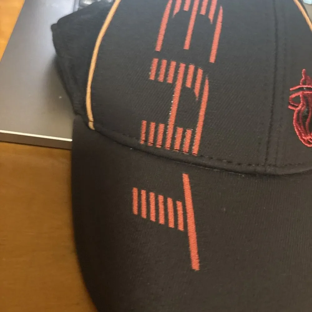 Miami Heat NBA Adidas Cap Fitted Black/Red FITMAX'70 Size L/XL